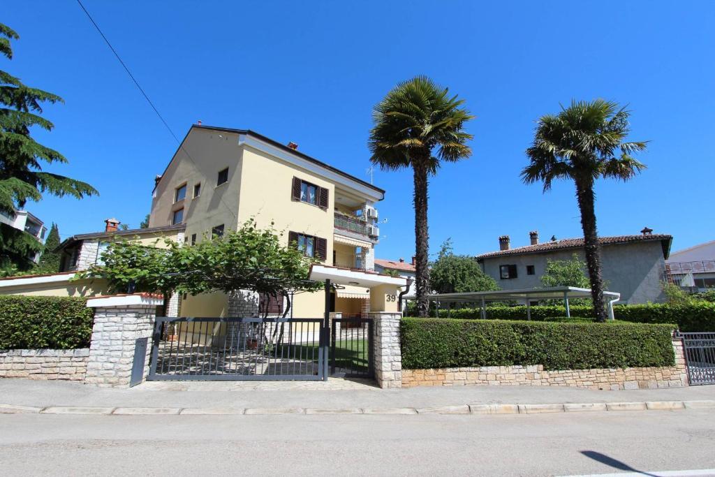 Apartments Villa Mattossi Rovinj Bagian luar foto